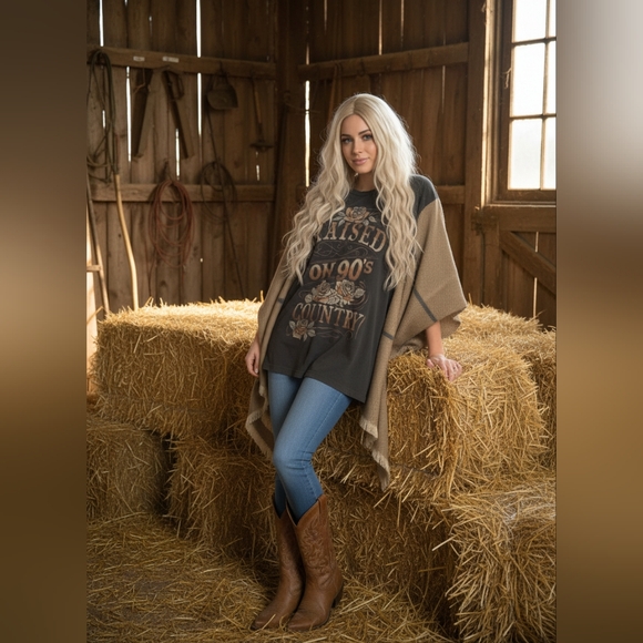 UPCYCLED Western Poncho Top OS - Picture 2 of 3